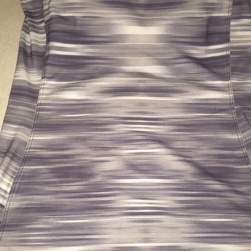 Active by Old Navy workout top - Picture 7 of 7